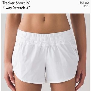 Lululemon Tracker Short 2 way Stretch 4”